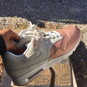 Rose Gold Nike Air Max’s